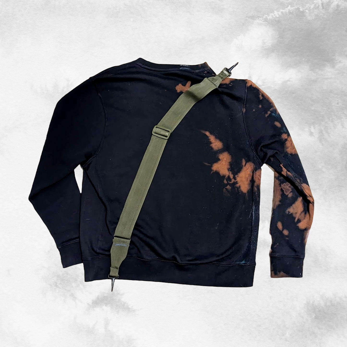 Reworked Nike Bleach Dyed Crewneck Black/Olive (L)